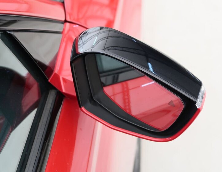 DS Automobiles DS4 Hatchback 1,6 l 132 kw