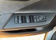 Toyota C-HR Hatchback 2,0 l 111 kw