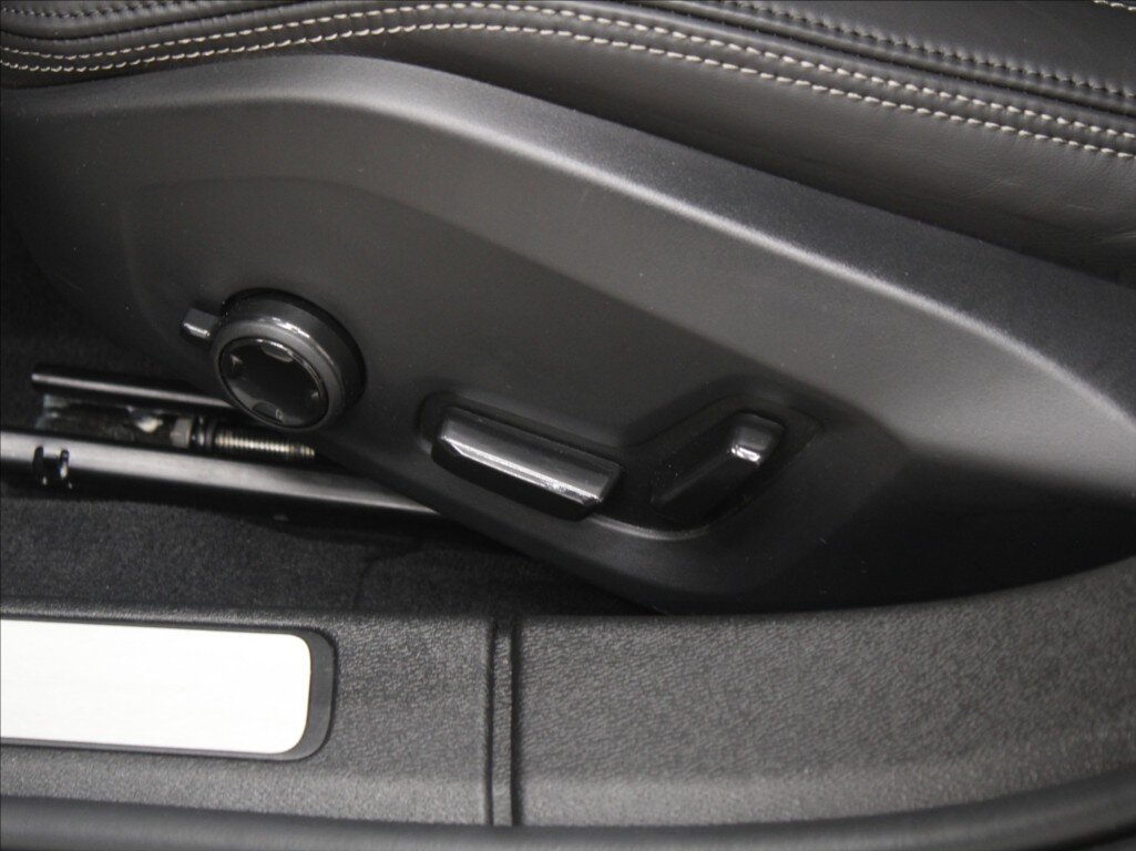 Volvo S60 Sedan 2,0 l 335 kw