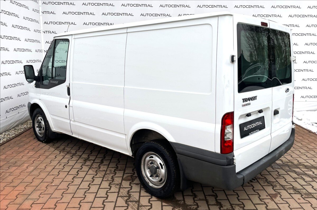 Ford Transit Skříň 2,2 l 63 kw