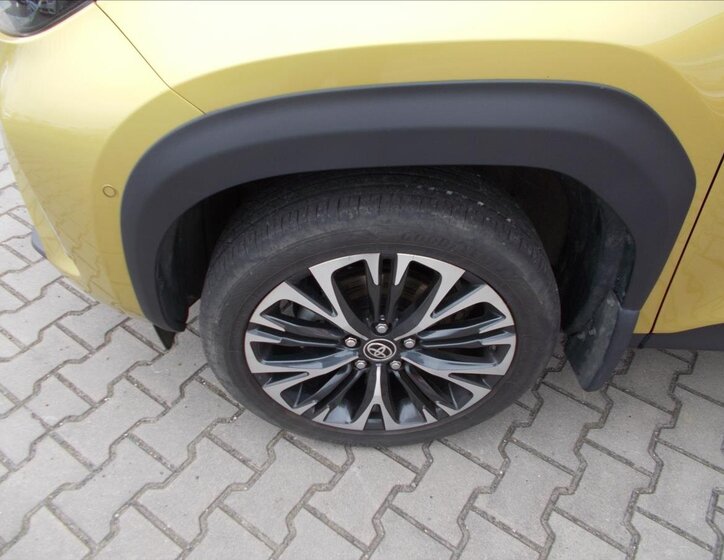 Toyota Yaris Cross 6