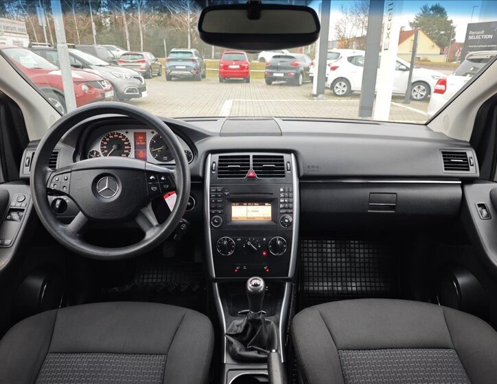 Mercedes-Benz Třídy B 15