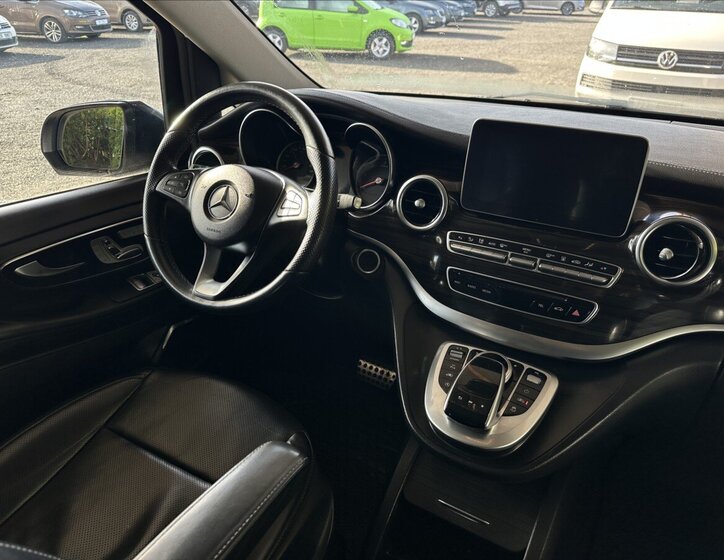 Mercedes-Benz Třídy V 8