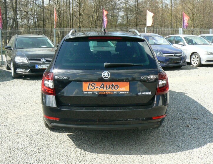 Škoda Octavia Kombi 2,0 l 110 kw