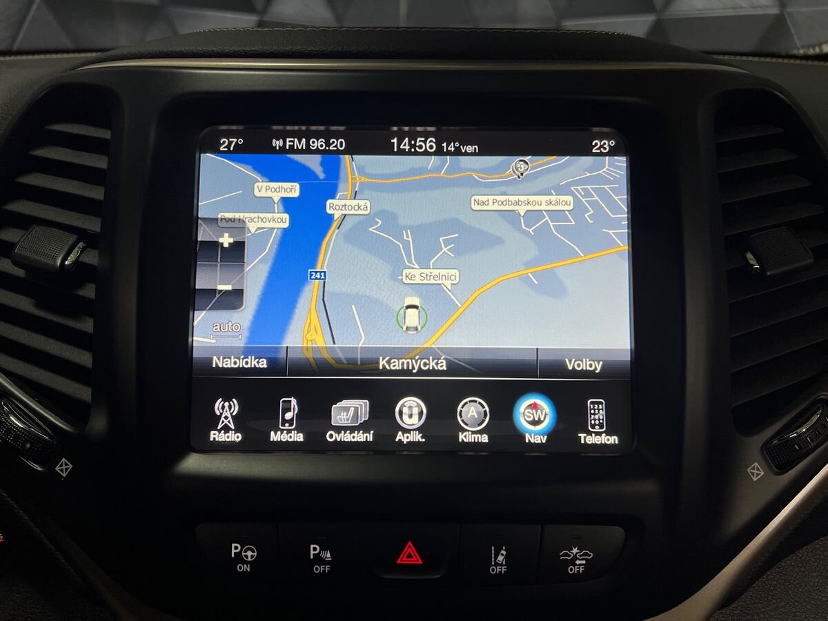 Jeep Cherokee SUV 2,0 l 125 kw