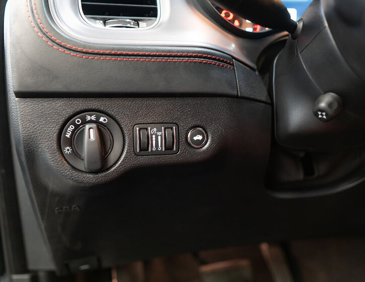 Dodge Charger Sedan 6,4 l 362 kw