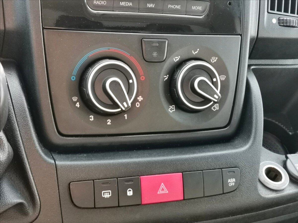 Citroën Jumper Skříň 2,2 l 110 kw