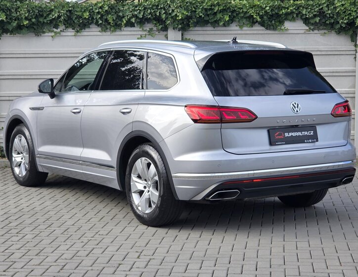 Volkswagen Touareg 4