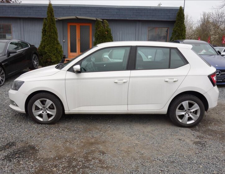 Škoda Fabia Hatchback 1,2 l 81 kw
