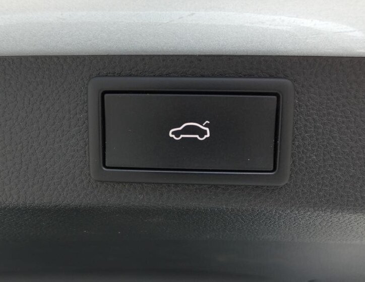 Škoda Karoq SUV / Terénní 1,5 l 110 kw