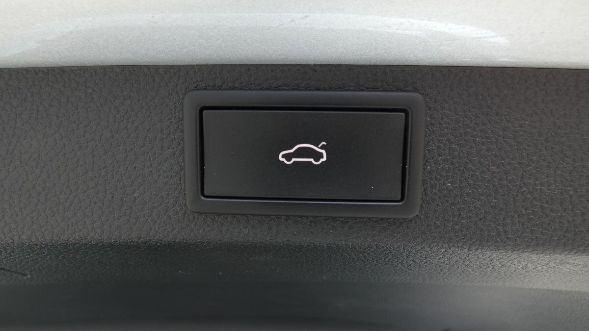 Škoda Karoq SUV / Terénní 1,5 l 110 kw