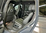 BMW X7 SUV / Terénní 4,4 l 390 kw