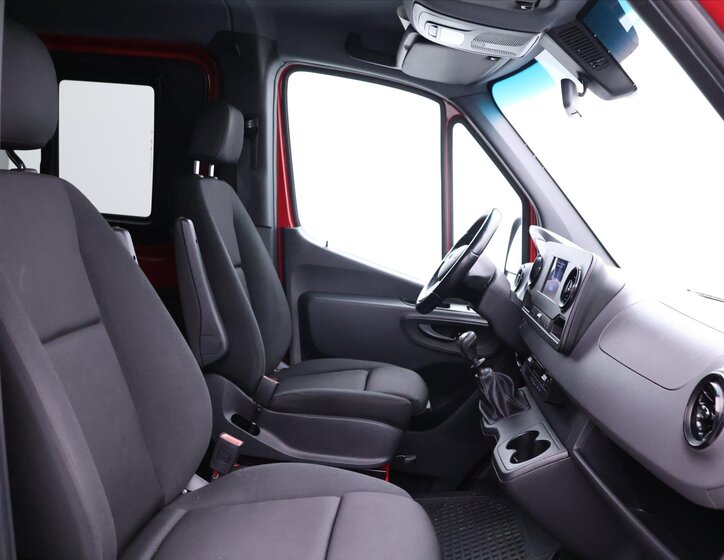Mercedes-Benz Sprinter Kombi 2,0 l 125 kw