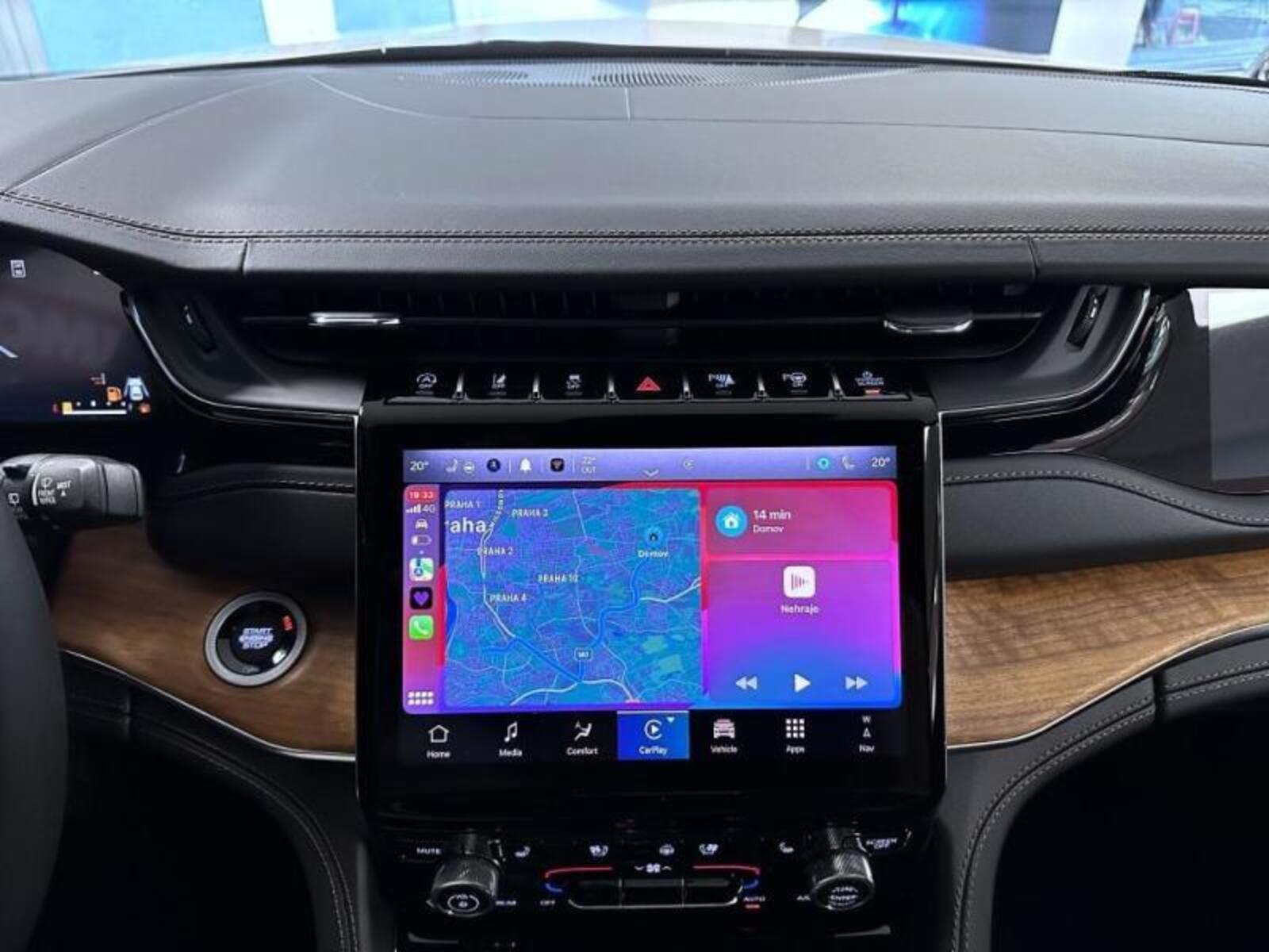 Jeep Grand Cherokee 13