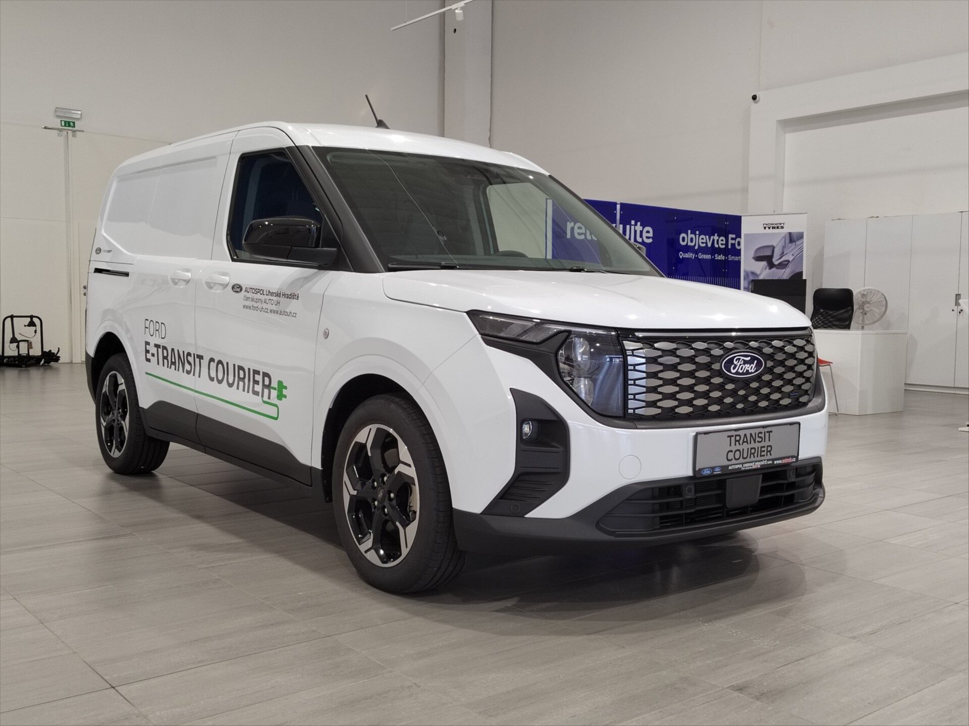 Ford Transit Courier Ostatní 0,0 100 kw