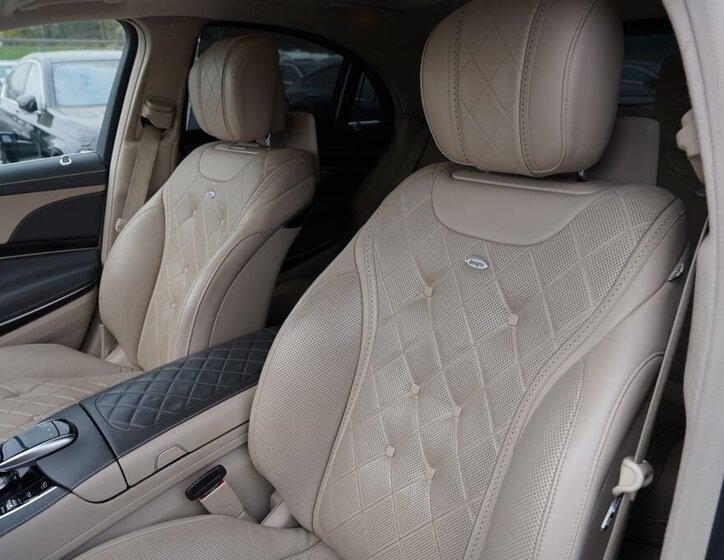 Mercedes-Benz Třídy S Sedan / Limuzína 4,0 l 345 kw