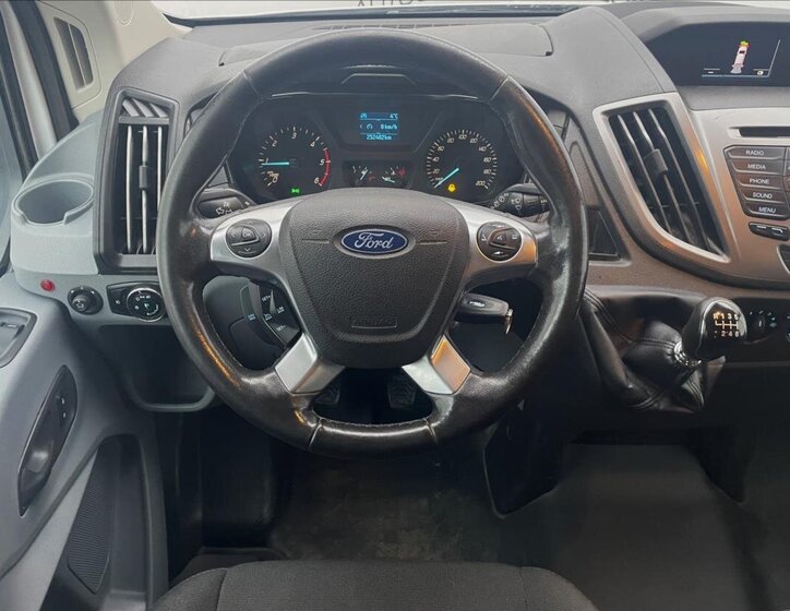 Ford Transit 14