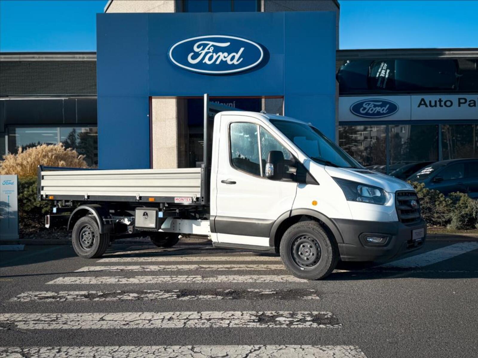 Ford Transit 1
