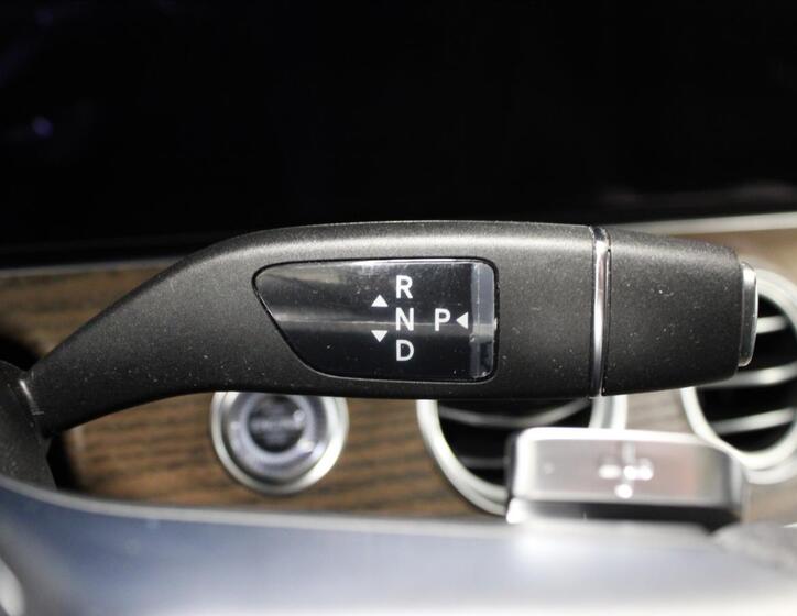 Mercedes-Benz Třídy E 21