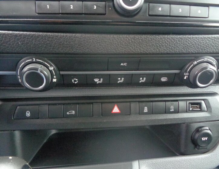 Opel Vivaro Ostatní 1,5 l 75 kw