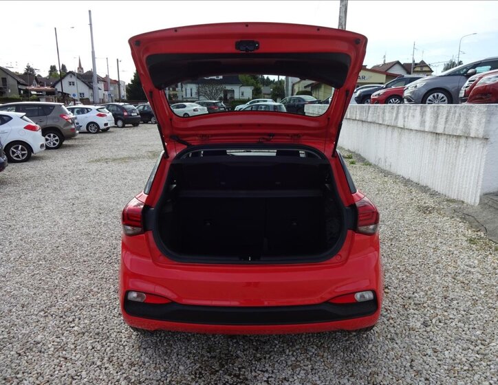 Hyundai i20 Hatchback 1,2 l 55 kw