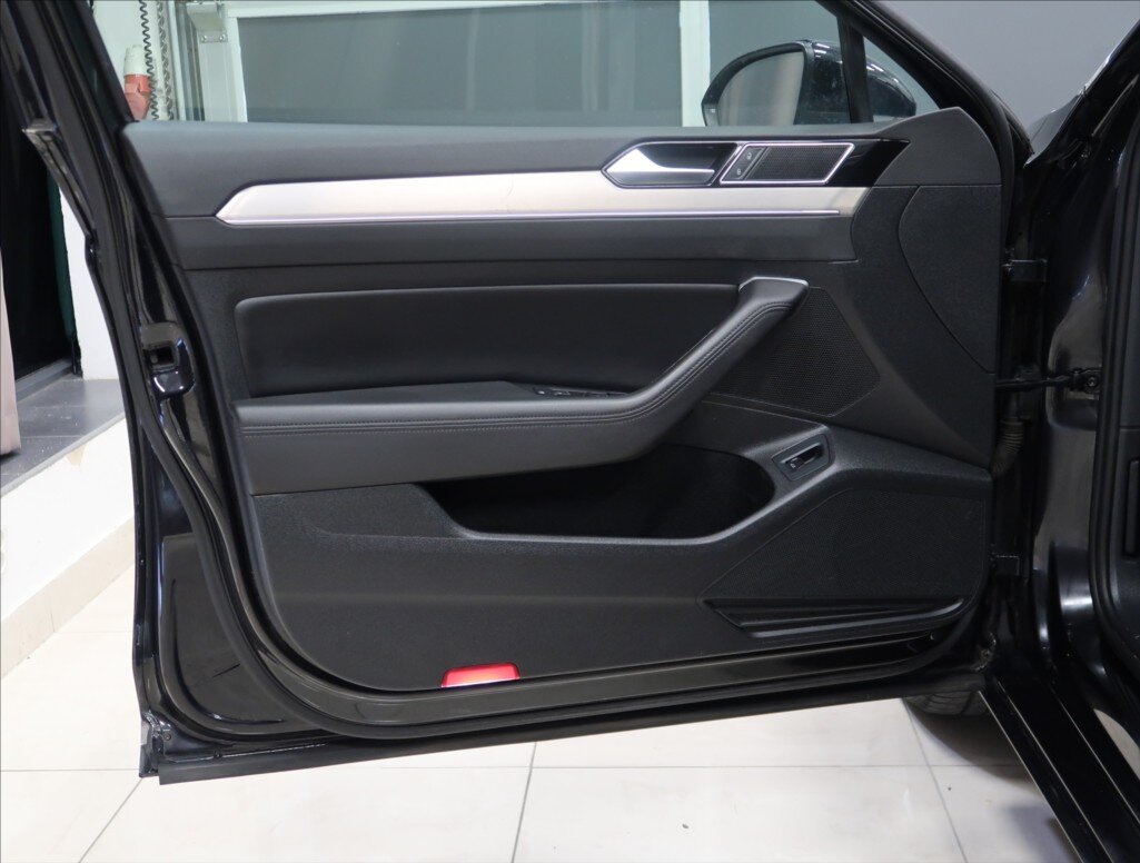 Volkswagen Passat Kombi 2,0 l 140 kw