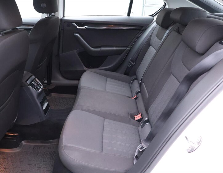 Škoda Octavia Liftback 1,6 l 85 kw