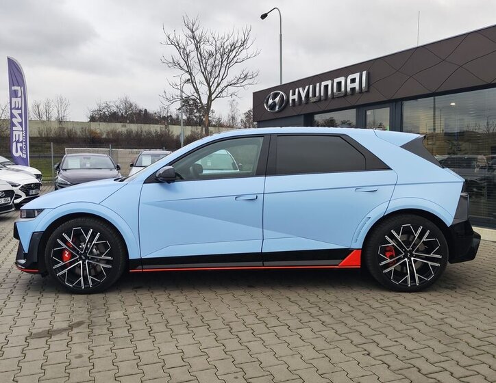 Hyundai Ioniq 5 8