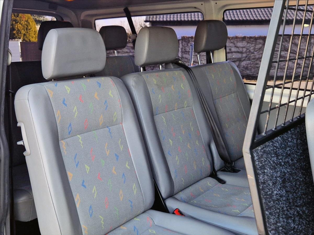 Volkswagen Transporter VAN / Minibus 2,0 l 103 kw