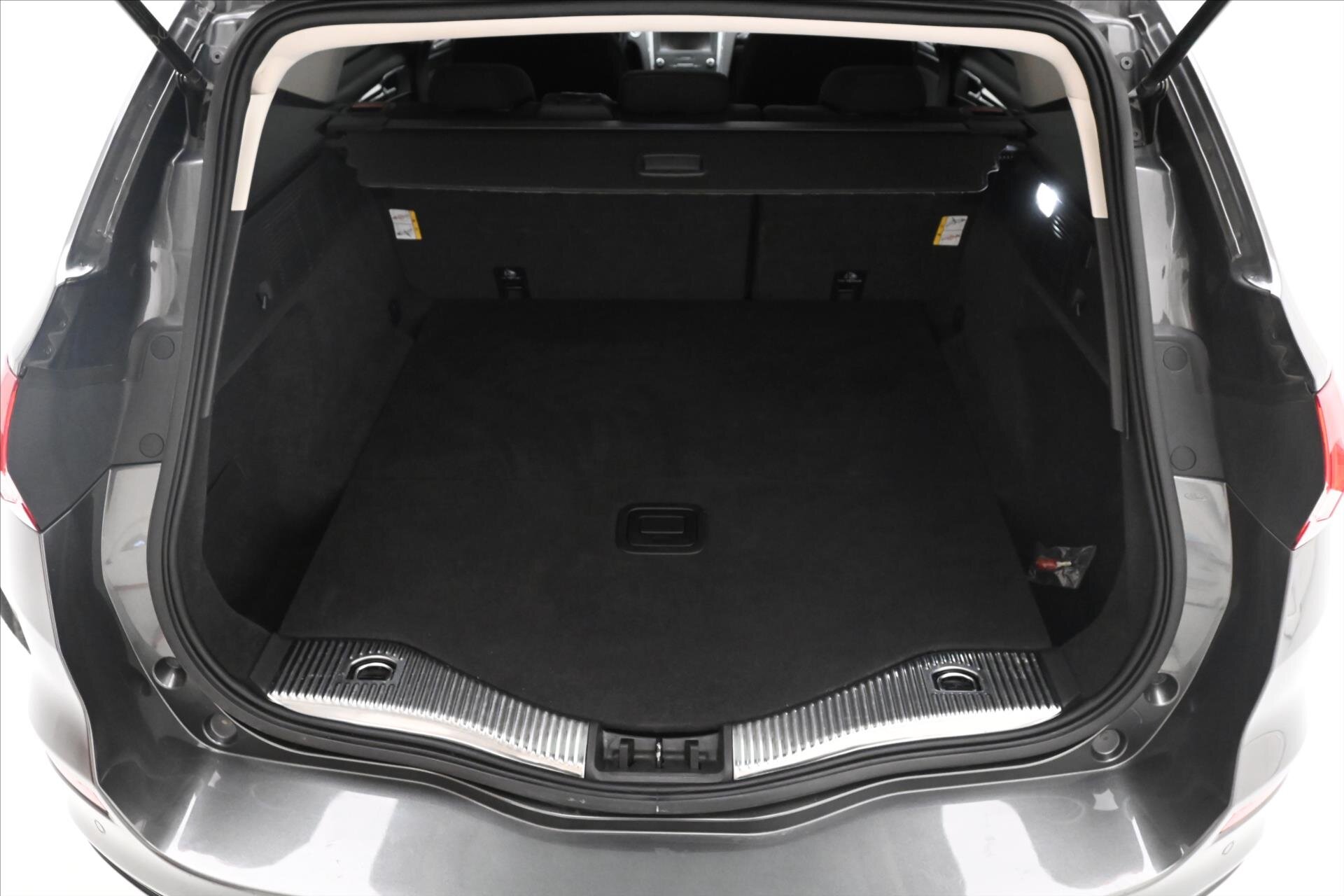 Ford Mondeo Kombi 2,0 l 110 kw