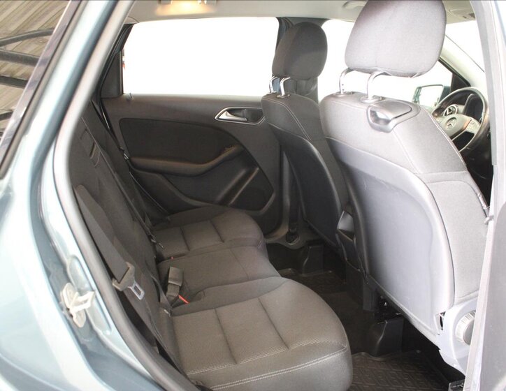 Mercedes-Benz Třídy B Kombi 1,6 l 90 kw