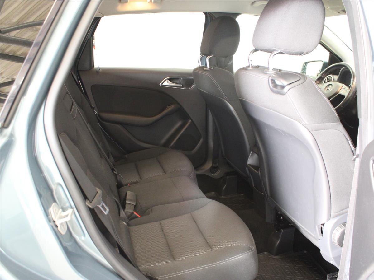 Mercedes-Benz Třídy B Kombi 1,6 l 90 kw