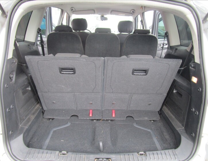 Ford S-MAX 37