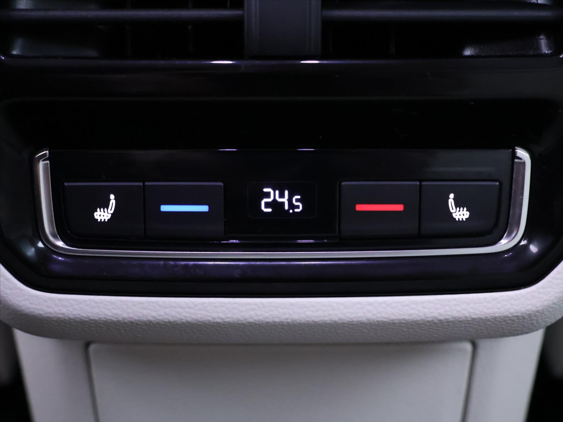 Volkswagen Passat Kombi 1,4 l 110 kw