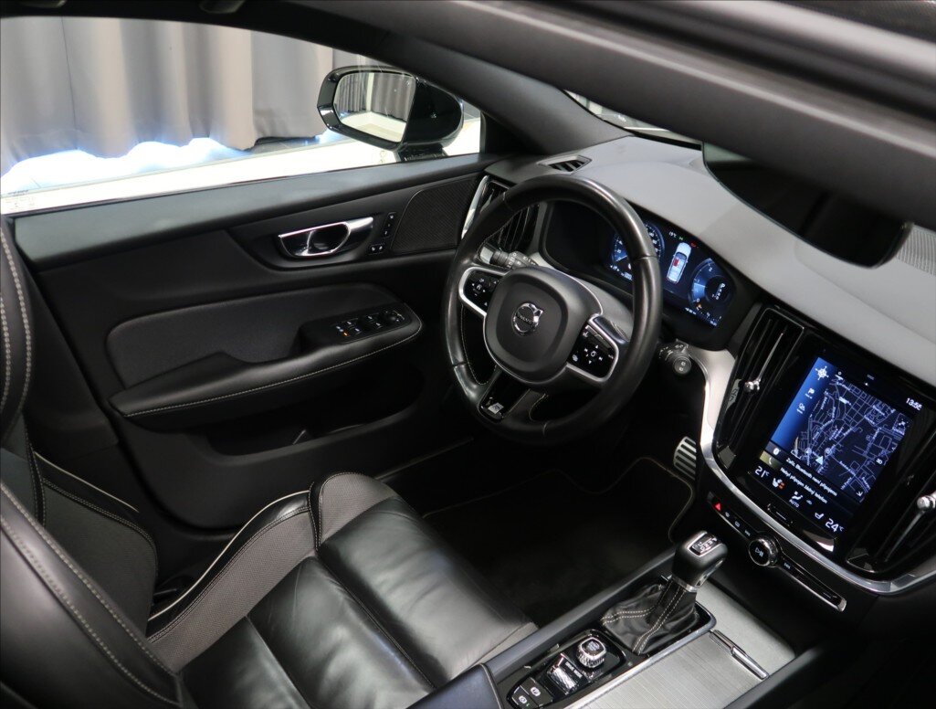 Volvo V60 Kombi 2,0 l 140 kw