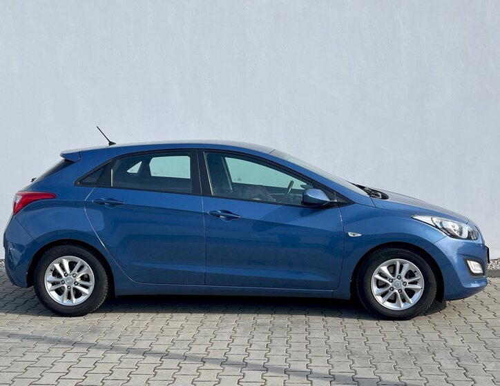 Hyundai i30 Hatchback 1,6 l 81 kw