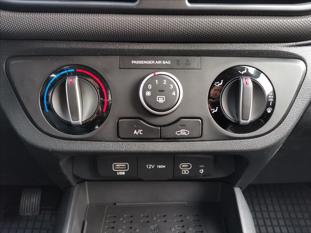 Hyundai i10 Hatchback 1,2 l 57 kw