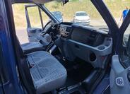 Ford Transit 9