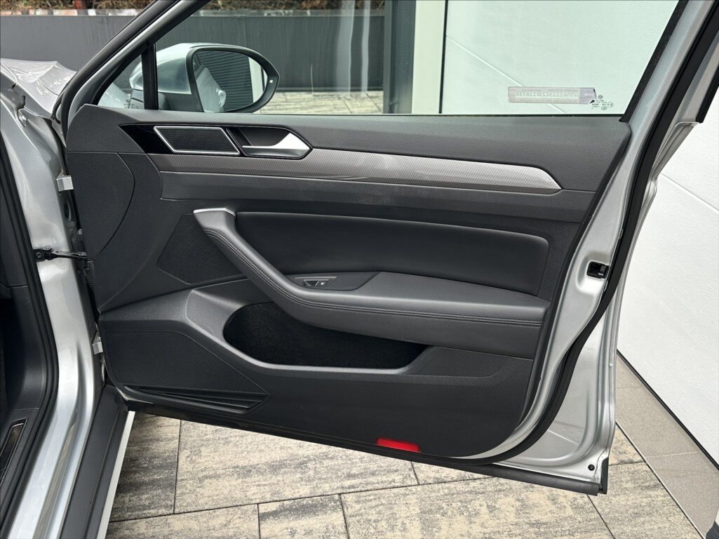 Volkswagen Passat Kombi 2,0 l 140 kw