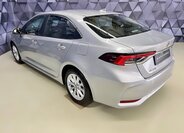 Toyota Corolla Sedan 1,5 l 92 kw