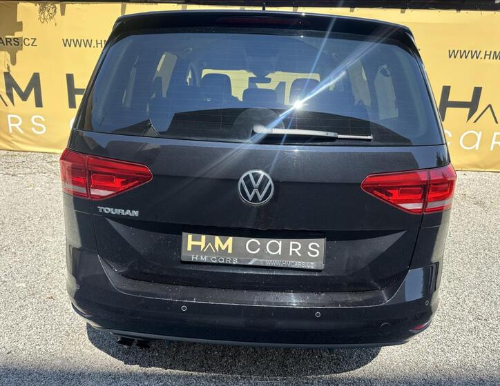 Volkswagen Touran 4