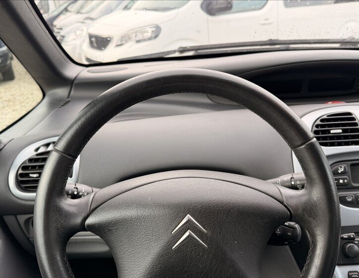 Citroën Xsara Picasso 11