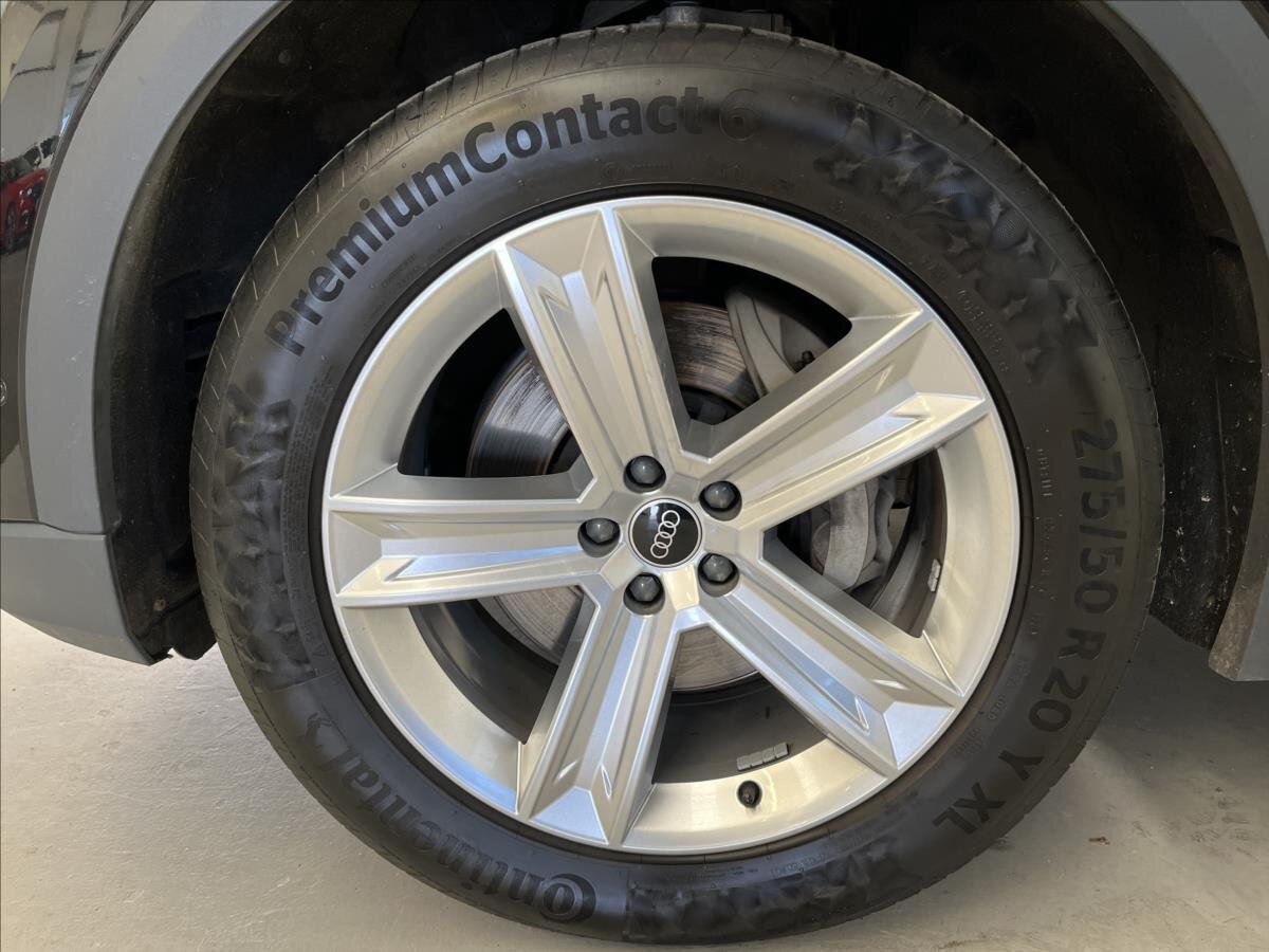 Audi Q8 SUV 3,0 l 250 kw