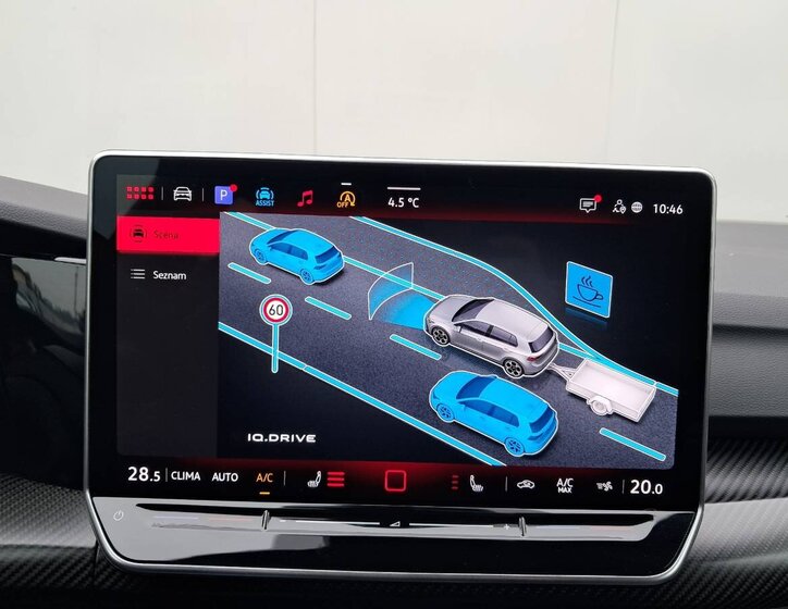 Volkswagen Golf Hatchback 2,0 l 195 kw