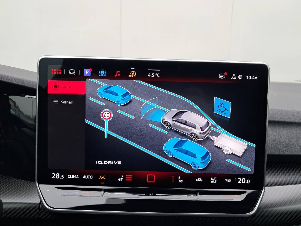 Volkswagen Golf Hatchback 2,0 l 195 kw