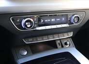 Audi Q5 SUV 2,0 l 150 kw