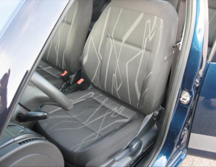 Škoda Roomster Hatchback 1,2 l 63 kw