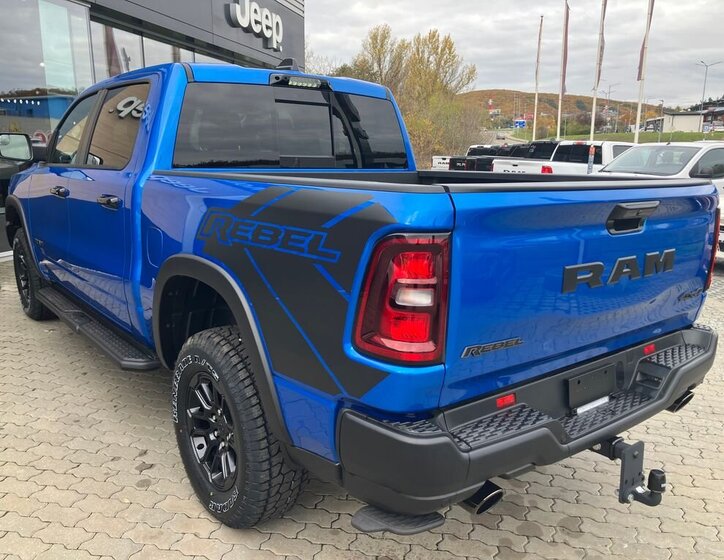 Dodge RAM Pick-up 3,0 l 313 kw