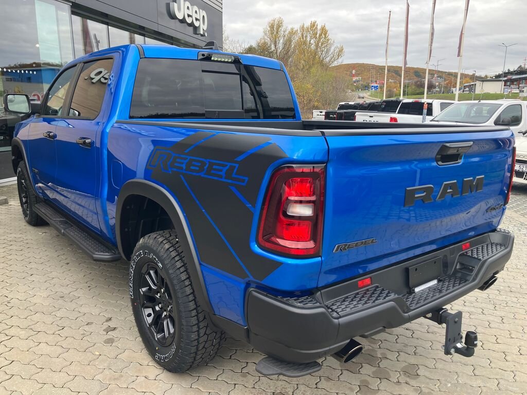 Dodge RAM Pick-up 3,0 l 313 kw