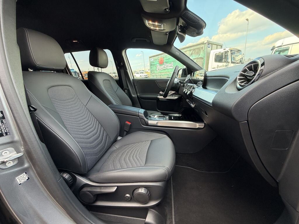 Mercedes-Benz GLB SUV / Terénní 2,0 l 110 kw